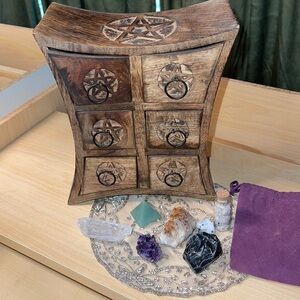 Magical Crystal Gift Set in Wooden Box